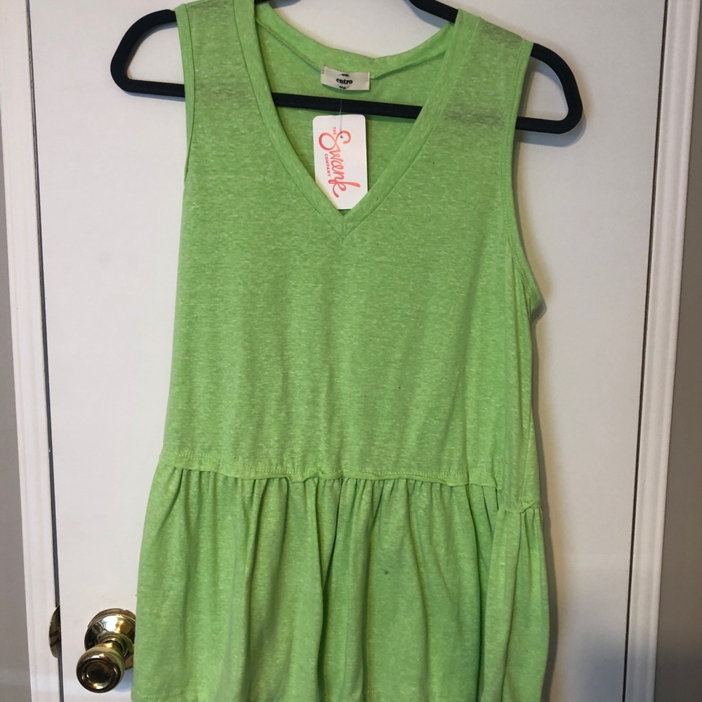 Green tank top, NWT